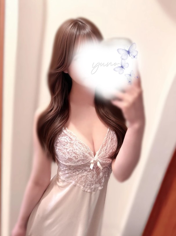 真白ゆの