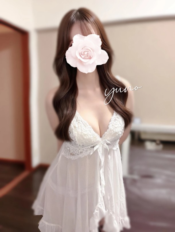 真白ゆの