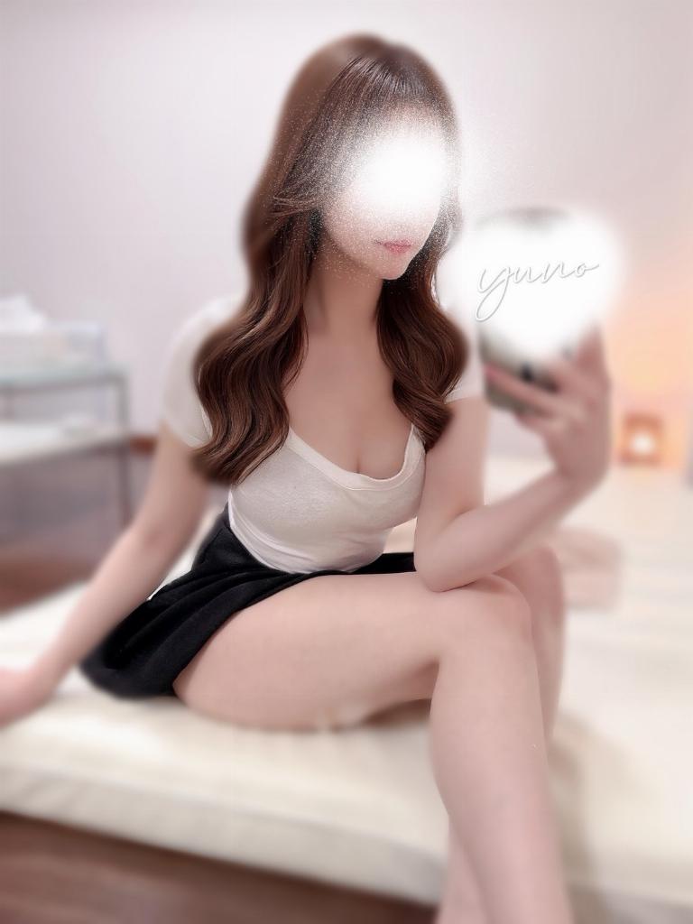 真白ゆの
