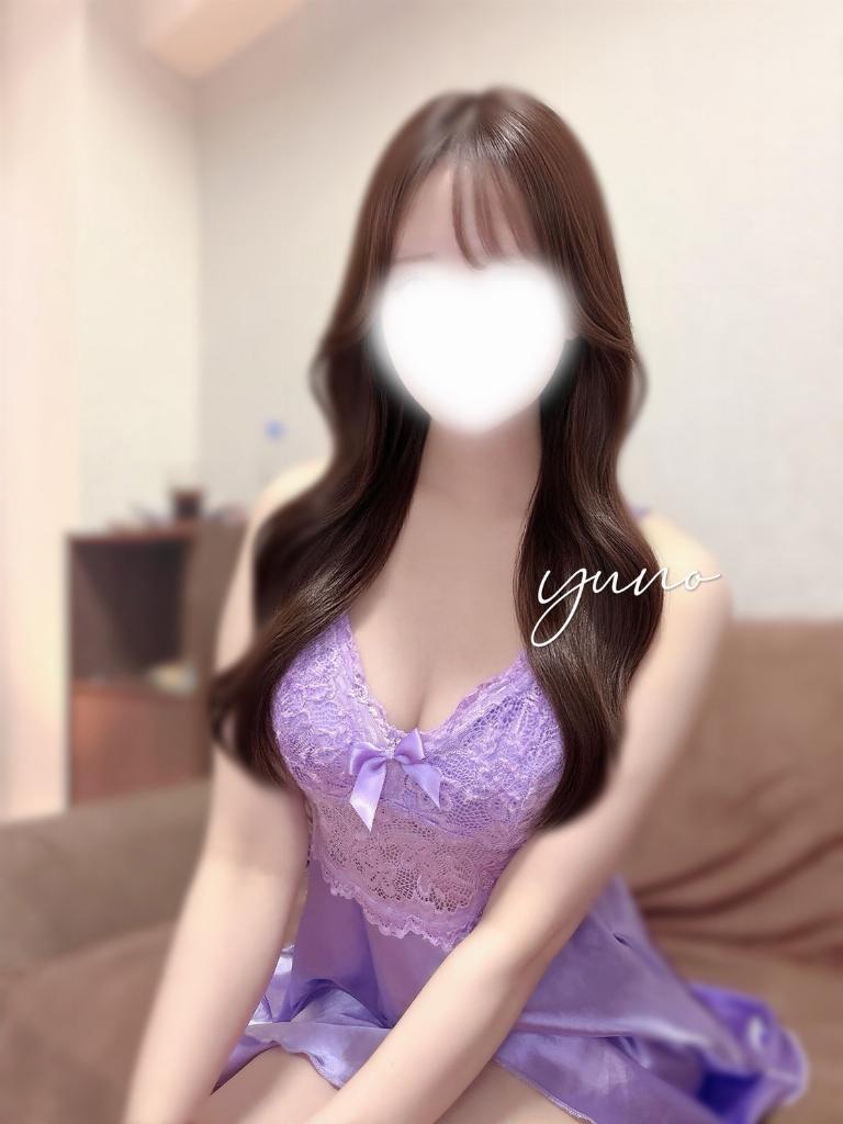 真白ゆの