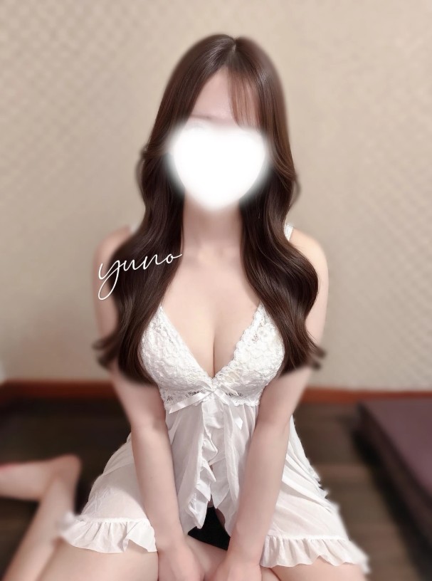 真白ゆの