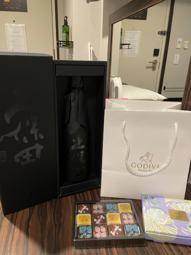 綾瀬もも