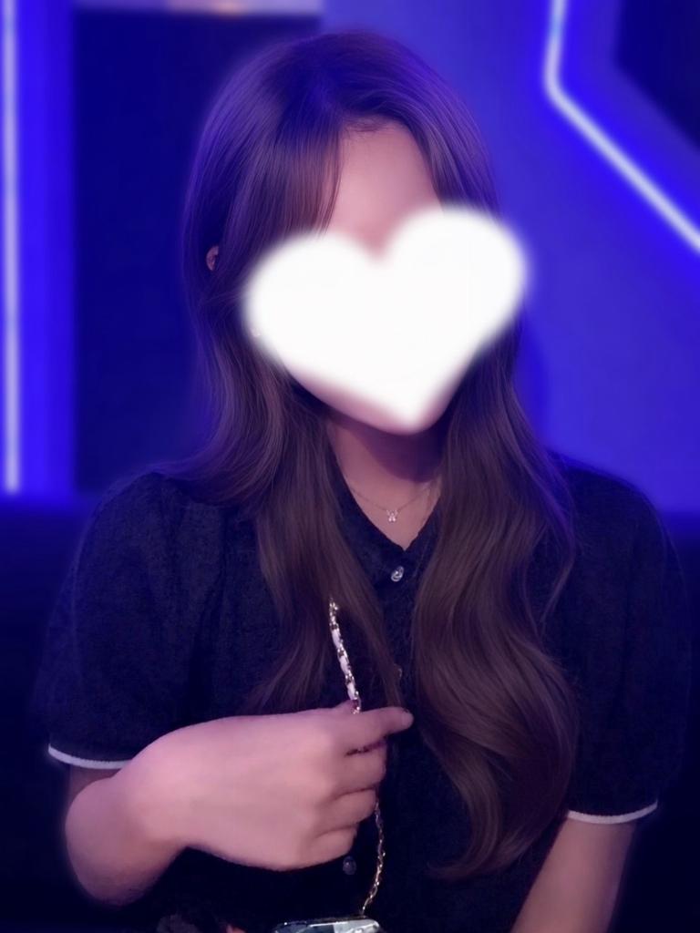 唯波りさ