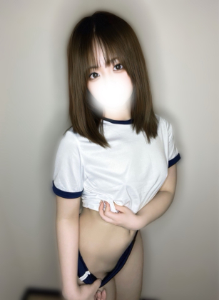 望月ゆあ